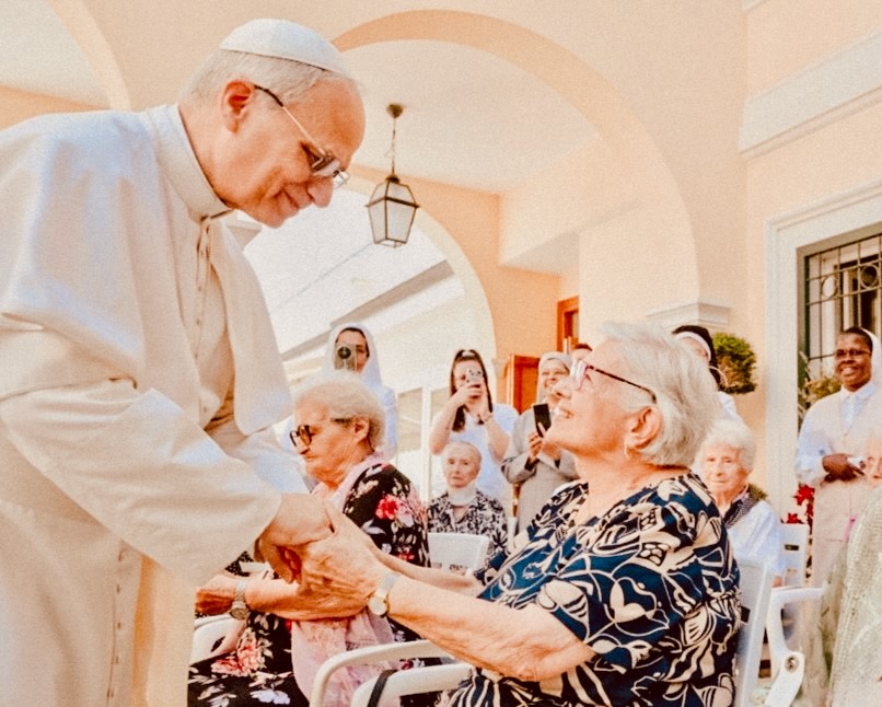 Pope Leo XIV's picture for the 2026 World Day for Grandparents and the Elderly